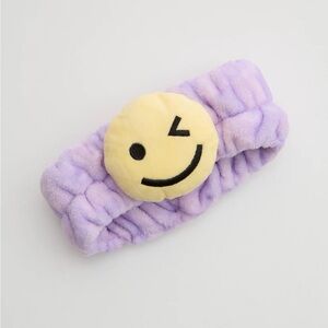 The crème shop winky face 3d teddy headyband plushie spa headband. New in box